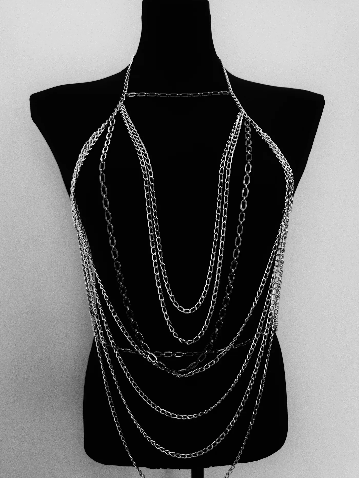 Manhattan - Silver Body Chain Armor – Multi-Caliber Layered Harness – Industrial Statement Jewelry & Cyber Chic Editorial Accessory